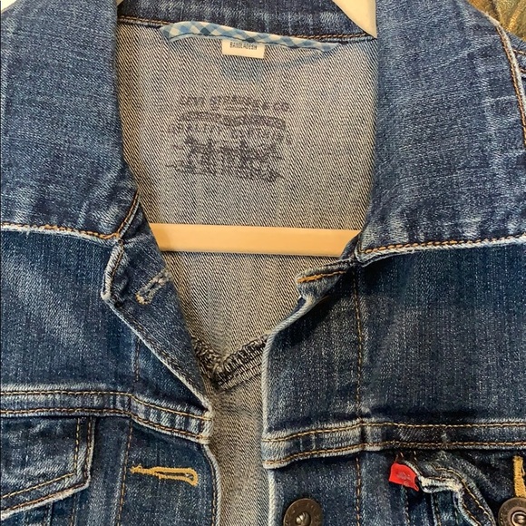 Levi’s Jean Jacket - Picture 2 of 4
